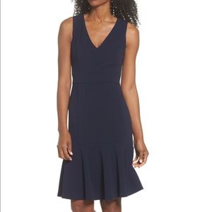 Vince Camuto Ruffle Hem Body-con dress size 2